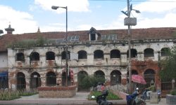 ललितपुरको ऐतिहासिक अदालत भवन पुनः निर्माणको प्रतीक्षामा