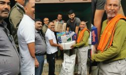 किसानलाई कृषि सामग्री वितरण