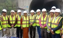 नागढुङ्गा–सिस्ने खोला सुरुङ मार्ग : मुख्य टनेल करिब चार सय मिटर र रेस्क्यु टनेल करिब ३५ मिटर खन्न बाँकी