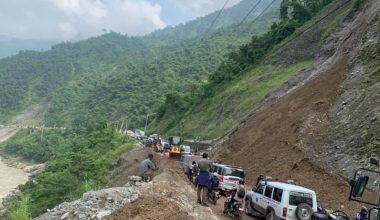 नारायणगढ-मुग्लिन सडक फेरि अवरुद्ध