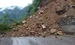 राहुघाट–तातोपानी सडकखण्डमा रातको समयमा यातायात आवागमन बन्द