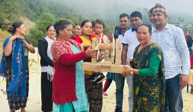 राडीपाखी व्यवसाय गर्ने महिलालाई चर्खा र कोरेसो