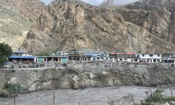 जोमसोम बजारमा कालीगण्डकीको कटान