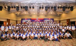 नेपाल लाइफको लिडरसिप एक्सीलेन्स अवार्ड–२०२३ सम्पन्न