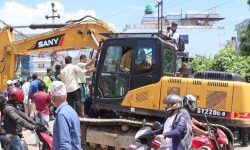 यज्ञमती र चखुँचा खोलाको बहाव क्षेत्र छुट्याइँदै