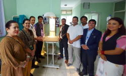 ज्योति विकास बैंकद्वारा महाकाली स्वास्थ्य चौकी र आँबुखैरेनी अस्पताललाई बेबी वार्मर प्रदान