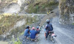 बेनी–जोमसोम र बेनी–दरवाङ सडकमा पहिरोको जोखिम