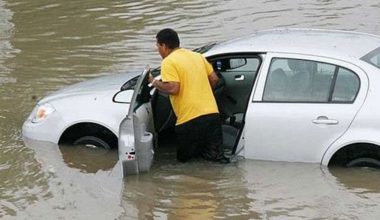 वर्षामा कारको ब्याट्रीको हेरचार कसरी गर्ने ?