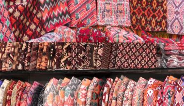 ढाकाको कपडाले बजार पाएन