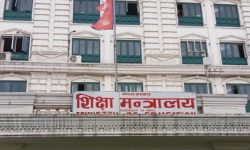 सहमतिपत्र बोकेर मन्त्रालय धाउँदै विद्यालय कर्मचारी