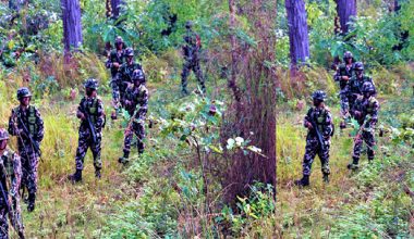 चोरी सिकारी रोक्न सेनाको गस्ती