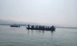 पर्यटक आकर्षित गर्न नारायणीमा डुंगा सफारी