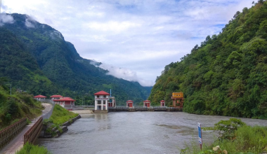 जलविद्युत् सम्झौता गर्दा वातावरणलाई बेवास्ता