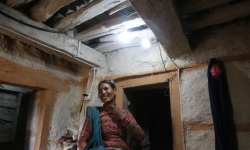 गाउँमा बत्ती बल्यो, महिला खुसी