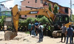 कपन खहरे खोलामा चल्यो बालेनको डोजर