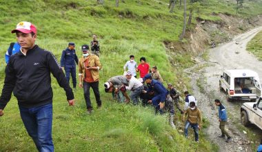 मुगु जीप दुर्घटनाका घाइतेलाई थप उपचारका लागि नेपालगञ्ज लगियो