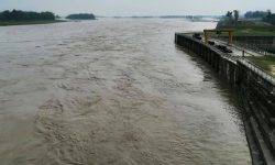 कर्णाली नदीमा पानीको बहाव बढ्दै : तटीय क्षेत्रमा सतर्कता रहन आग्रह