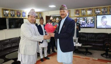 सर्वोच्चको नेतृत्व वरिष्ठतम् न्यायाधीश श्रेष्ठलाई