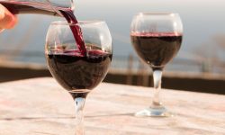 संसारमा सबैभन्दा बढि वाइन कहाँ उत्पादन हुन्छ ?
