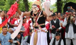 लाखेनाच संरक्षण गर्न प्रतियोगिता