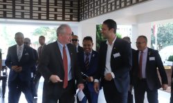 नेपालमा अमेरिकी लगानी बढाउन लगानीकर्तालाई उत्प्रेरित गर्नेछु : अमेरिकी सिनेटर होलन