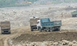 नदीजन्य पदार्थ चोरी गर्ने समूहको आक्रमणबाट नगर प्रहरी गम्भीर घाइते