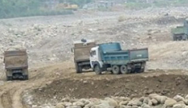 नदीजन्य पदार्थ चोरी गर्ने समूहको आक्रमणबाट नगर प्रहरी गम्भीर घाइते