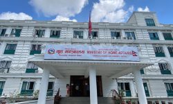 सरकार र चिकित्सकहरुको वार्ता सुरु