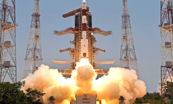 आदित्य एल–१ अन्तरिक्षमा