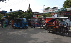 Three-wheeler e-rickshaws prohibited in highway