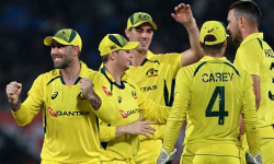 एक दिवसीय क्रिकेटमा अस्ट्रेलिया ६६ रनले विजयी