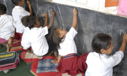 आर्थिक सङ्कटबीच सिरियाली बालबालिका विद्यालय फर्कंदै