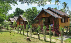 पाहुनाको पर्खाइमा बाँकेका ‘होमस्टे’