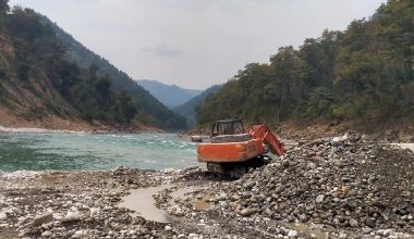 नदीजन्य पदार्थको दोहन रोक्न गस्ती