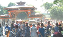 सीमापारी जाने उपभोक्ताको लर्को