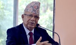 अध्यक्ष नेपालले दिए संविधान दिवसको शुभकामना