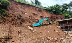 ग्रामीण सडक अवरुद्ध हुँदा खाद्यान्न आपूर्तिमा समस्या