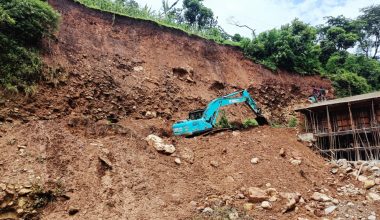ग्रामीण सडक अवरुद्ध हुँदा खाद्यान्न आपूर्तिमा समस्या