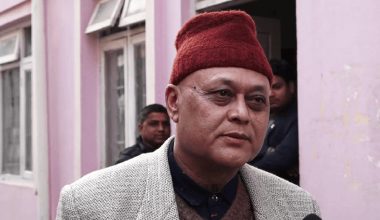 सांसद भएपछि मन्त्री नै हुनुपर्छ भन्ने मान्यताले कानुन निर्माण ओझेलमा : प्रकाश अधिकारी