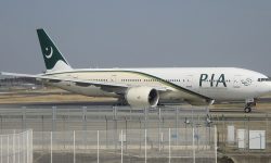 पाकिस्तानी ध्वजावाहक चरम आर्थिक सङ्कटमा