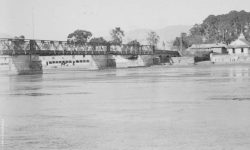 थापाथलीको रातो पुल