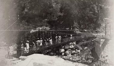 नेपालको पहिलो आधुनिक झोलुङ्गे पुल त्रिशूलीको पुल