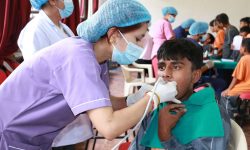 बुढानीलकण्ठ स्कुलमा ओम चाबहिल डेन्टल अस्पतालले गर्याे निःशुल्क दन्त शिविर सञ्चालन