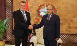 प्रधानमन्त्रीसँग स्विडेनका गैर आवासीय राजदूतको शिष्टाचार भेट