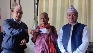 ७२ वर्षको उमेरमा नागरिकता