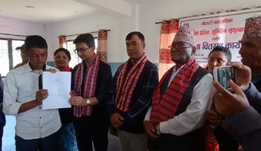 भूमि आयोगले गर्याे छम्पीका भूमिहीनलाई निस्सा वितरण