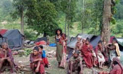 ऋण काढेर दसैँ मनाउँदै चेपाङ समुदाय