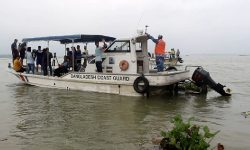 बङ्गलादेशमा ट्रलर पल्टिँदा छ बेपत्ता