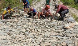 श्रमदानको चलन पुनः ब्युँतिदै