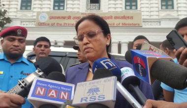 ‘सार्वजनिक बिदा दिने निर्णय भएकाे छैन’